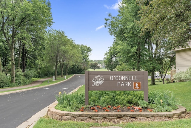 5278 River Wood Dr, Savage, MN 55378 - view of community sign