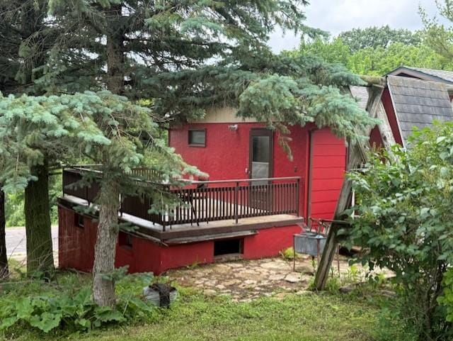 103 Circle Dr, Jackson, MN 56143 - back of house with a deck