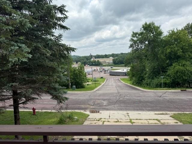 103 Circle Dr, Jackson, MN 56143 - view of asphalt street