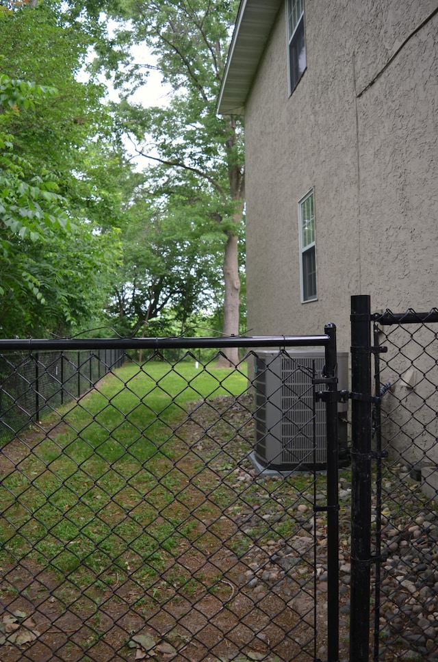 30155 Lakeview Ave, Wacouta Twp, MN 55066 - view of yard featuring a gate