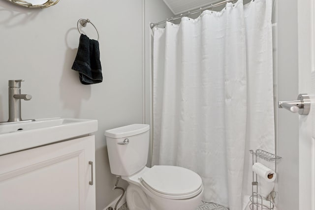 1650 107th Ave NW, Coon Rapids, MN 55433 - bathroom with vanity and a shower with curtain