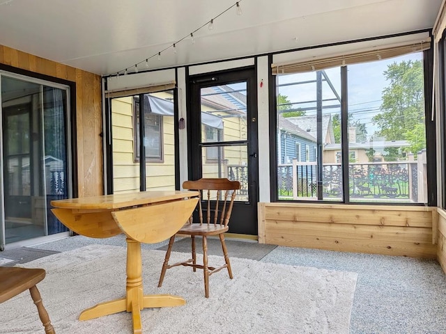 3465 5th St NE, Minneapolis, MN 55418 - sunroom / solarium with plenty of natural light