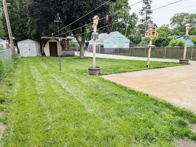 3465 5th St NE, Minneapolis, MN 55418 - fenced backyard with a shed