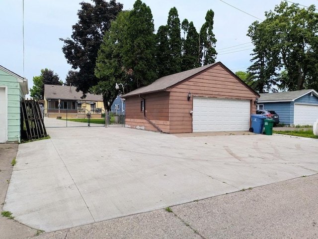 3465 5th St NE, Minneapolis, MN 55418 - view of detached garage