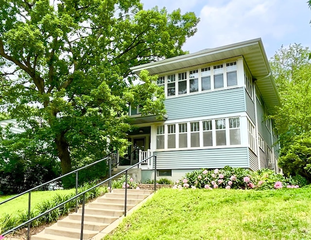 2411 Como Ave, Saint Paul, MN 55108 - view of front of home with a front lawn