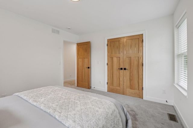 5043 42nd Ave S, Minneapolis, MN 55417 - carpeted bedroom featuring baseboards
