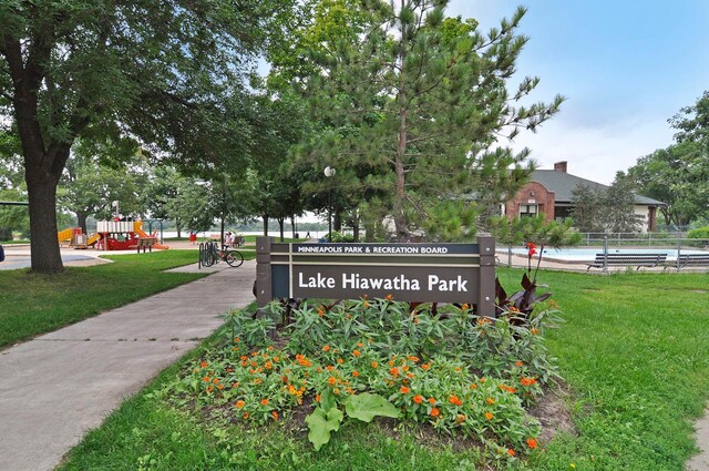 5043 42nd Ave S, Minneapolis, MN 55417 - surrounding community