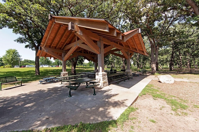 5043 42nd Ave S, Minneapolis, MN 55417 - surrounding community featuring a gazebo and a yard