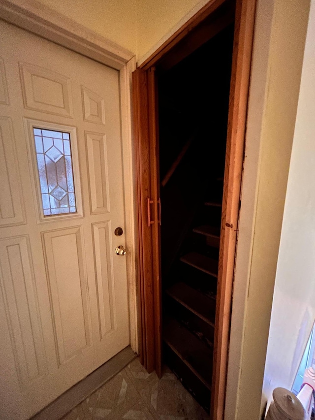 328 Edmund Ave, Saint Paul, MN 55103 - interior space