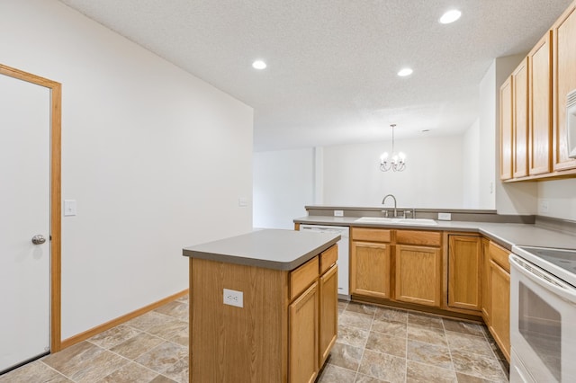 17128 Olson St NW Unit 2508, Elk River, MN 55330 - kitchen featuring white appliances, recessed lighting, a peninsula, a chandelier, and a kitchen island