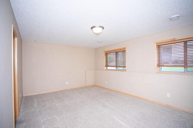 3175 Frontier Dr, Woodbury, MN 55129 - photo 26