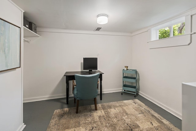 810 7th St NW, Faribault, MN 55021 - office area with finished concrete floors and baseboards