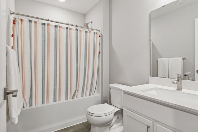 3841 Hyde Ave N, Oakdale, MN 55128 - full bathroom featuring vanity and shower / bath combination with curtain