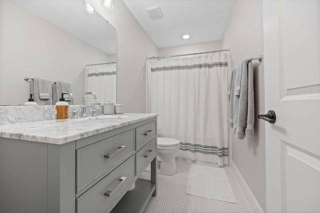 13332 Coachford Ave, Rosemount, MN 55068 - bathroom with vanity and a shower with shower curtain