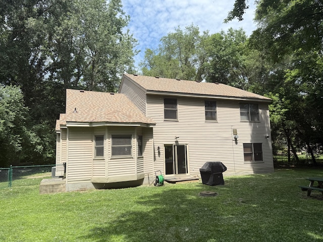 2228 Douglynn Ln, Saint Paul, MN 55119 - back of house