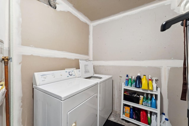 844 Coon Rapids Boulevard Extension NW, Coon Rapids, MN 55433 - laundry area with washer and clothes dryer