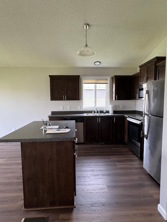 403 Cardinal St, Mora, MN 55051 - photo 2