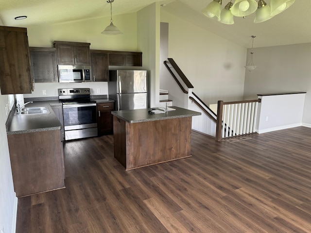403 Cardinal St, Mora, MN 55051 - photo 5