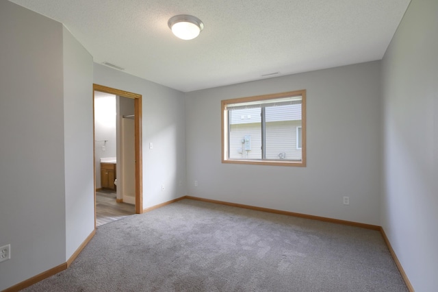 304 Tanager Path, Mankato, MN 56001 - spare room featuring light colored carpet and baseboards