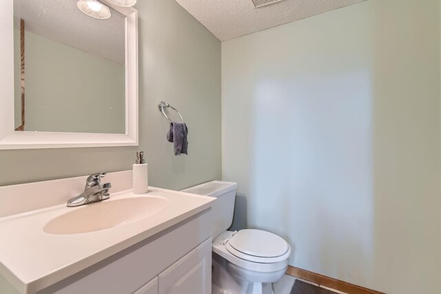 7808 Shingle Creek Dr, Brooklyn Park, MN 55443 - photo 19
