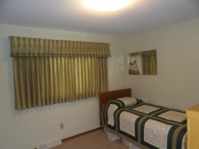 1900 10th Pl NE, Austin, MN 55912 - view of carpeted bedroom