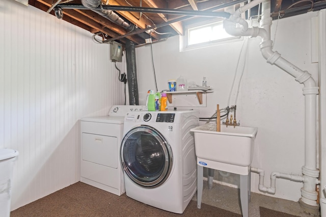 39743 County Road 1, Brockway Twp, MN 56367 - laundry room with washer and dryer