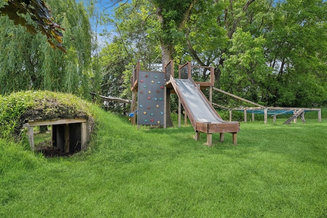 3178 253rd Ave NW, Isanti, MN 55040 - view of green lawn