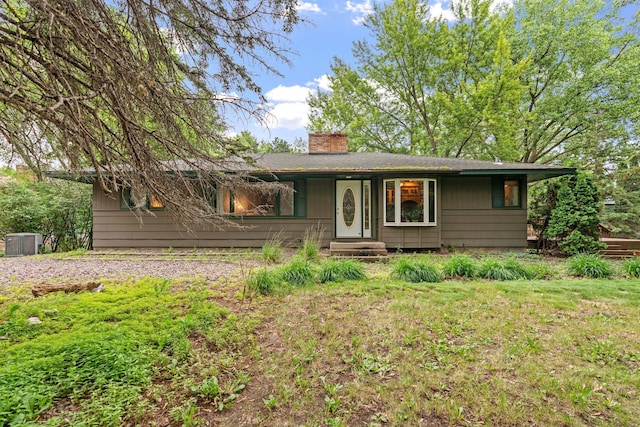 7924 River Rd, Brooklyn Park, MN 55444 - single story home with a chimney