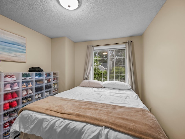 597 Mission Hills Way W, Chanhassen, MN 55317 - photo 20