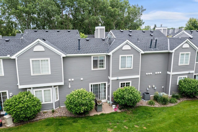 597 Mission Hills Way W, Chanhassen, MN 55317 - photo 35