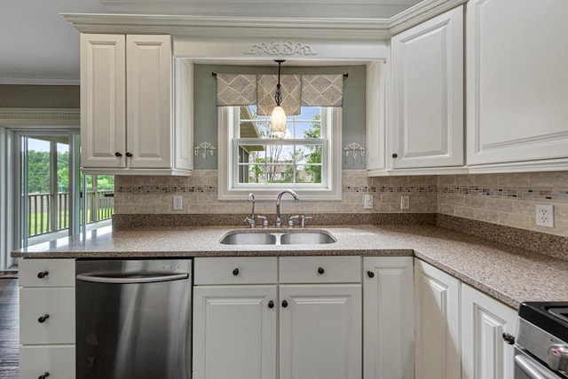 1830 Whitetail Run Pl NE, Owatonna, MN 55060 - kitchen featuring stainless steel appliances, ornamental molding, white cabinetry, backsplash, and pendant lighting