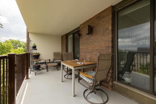 600 4th St SW Unit 401, Rochester, MN 55902 - view of balcony