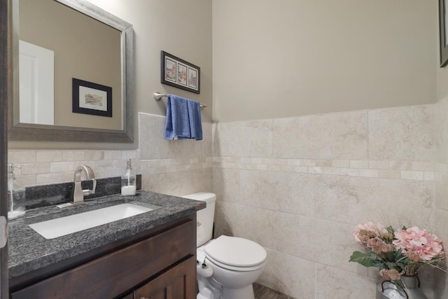 369 144th Ln NW, Andover, MN 55304 - bathroom with vanity and tile walls