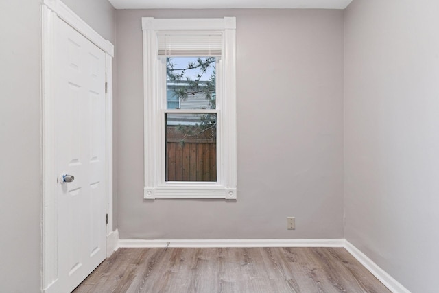 59 Winnipeg Ave, Saint Paul, MN 55117 - unfurnished room featuring wood finished floors