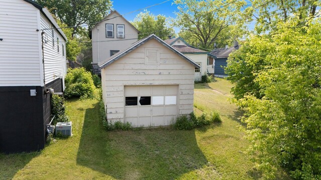 312 5th Ave, Bovey, MN 55709 - view of garage
