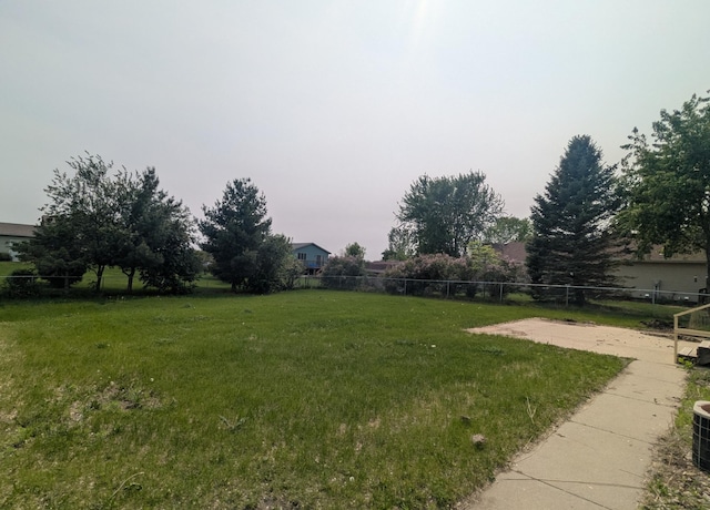 204 6th St W, Carlos, MN 56319 - view of yard
