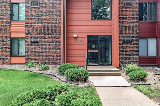 8019 Xerxes Ave S Unit 202, Bloomington, MN 55431 - photo 1