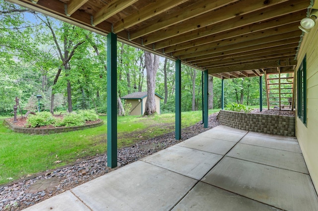 9855 Kadler Ave NE, Otsego, MN 55362 - view of patio / terrace featuring a shed