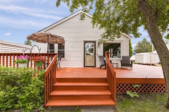 28 16th St, Cloquet, MN 55720 - view of wooden deck