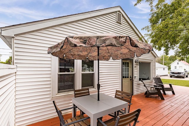 28 16th St, Cloquet, MN 55720 - deck with outdoor dining space