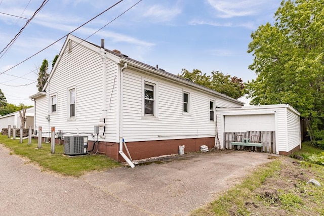 28 16th St, Cloquet, MN 55720 - view of property exterior featuring a cooling unit