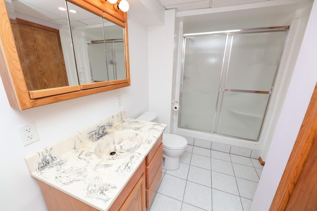 17 Lake St, Osakis, MN 56360 - full bath with a shower with door, vanity, tile patterned flooring, and recessed lighting