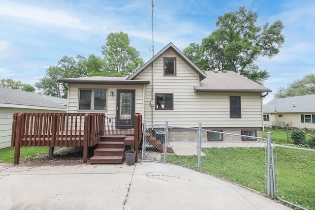 17 Lake St, Osakis, MN 56360 - back of property featuring a deck