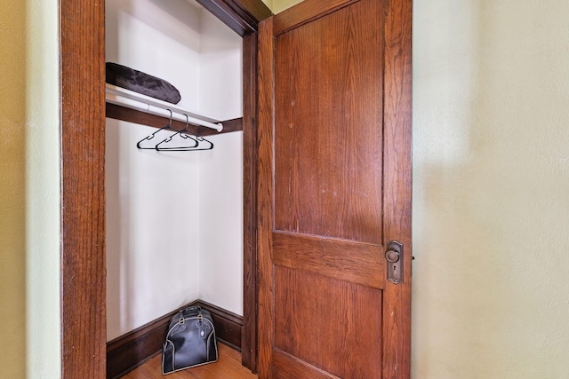 1725 Hague Ave Unit 4, Saint Paul, MN 55104 - view of closet