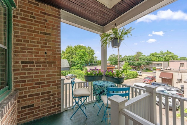 1725 Hague Ave Unit 4, Saint Paul, MN 55104 - view of porch