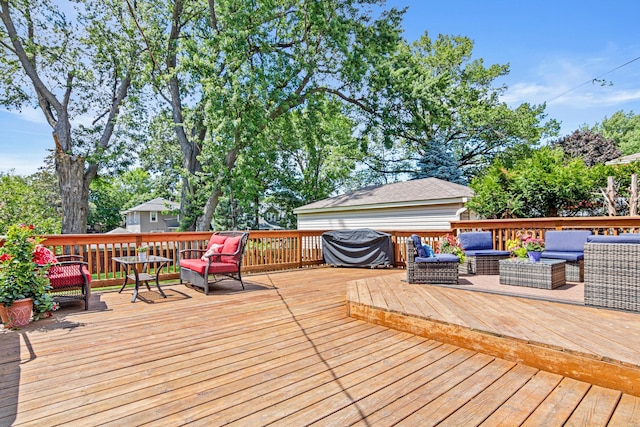 957 Hall Ave W, Saint Paul, MN 55118 - wooden terrace featuring outdoor lounge area