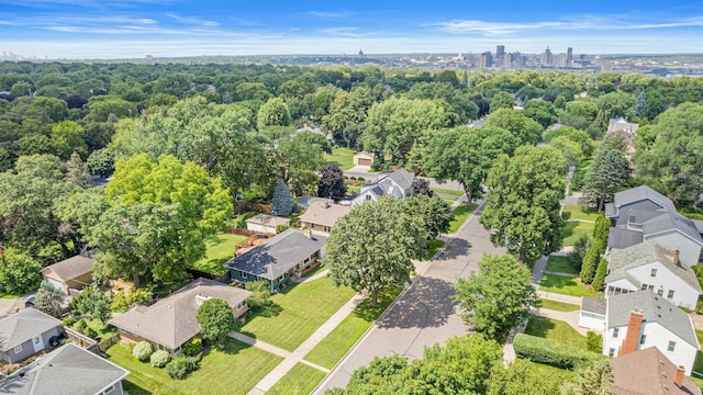 957 Hall Ave W, Saint Paul, MN 55118 - aerial view of property's location featuring nearby suburban area