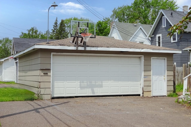 2332 7th St, Superior, WI 54880 - view of detached garage
