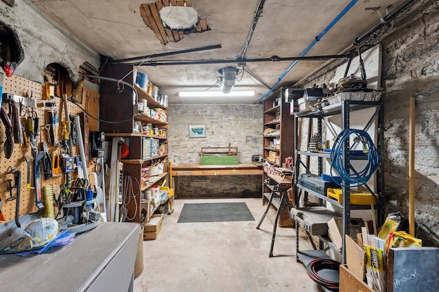 2145 Knapp St, Saint Paul, MN 55108 - below grade area featuring a workshop area