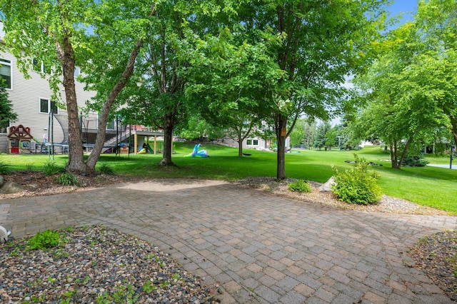 3933 Donegal Way, Eagan, MN 55122 - view of home's community featuring a yard